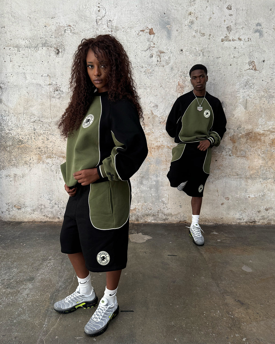 REGIMENT CREWNECK