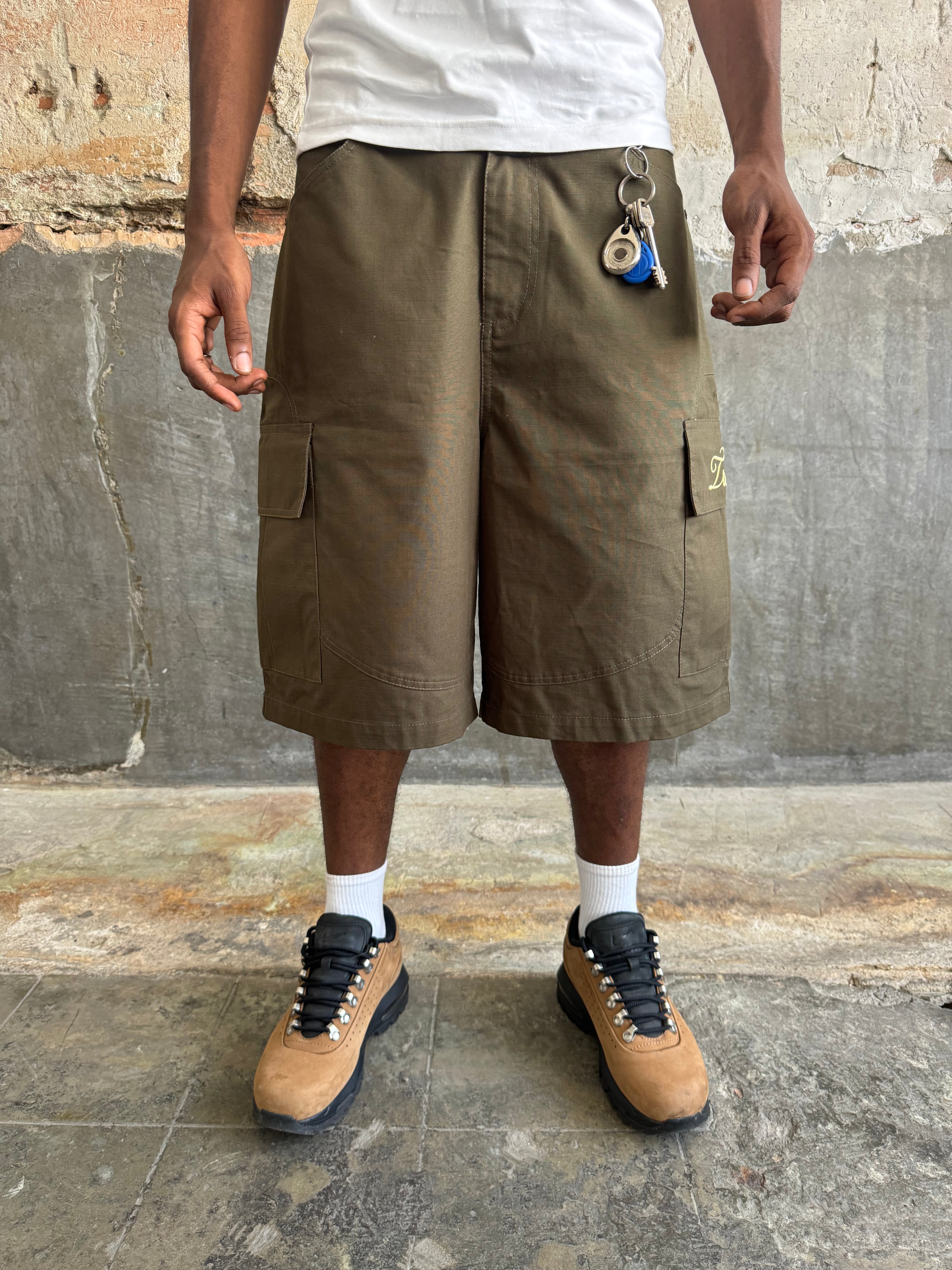 OLIVE OFFICER CARGO SHORTS