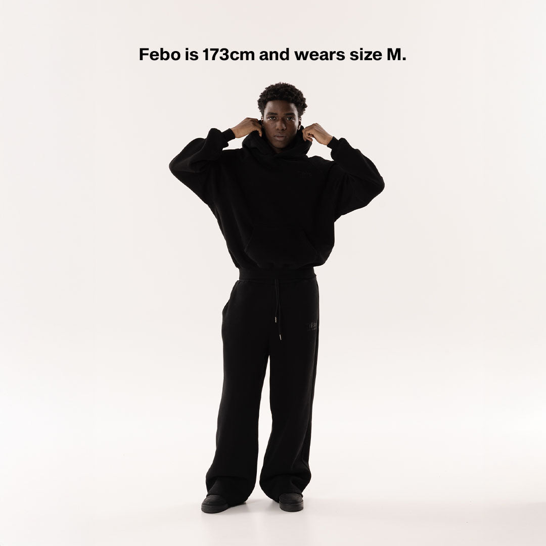 BLACK CORE SWEATPANTS