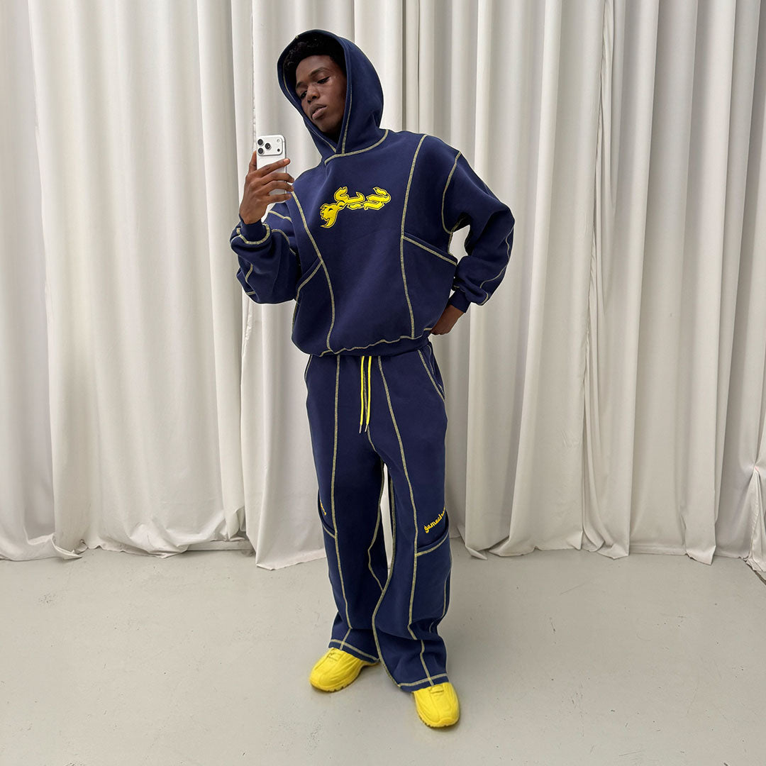 NAVY OUTLINE SWEATPANTS