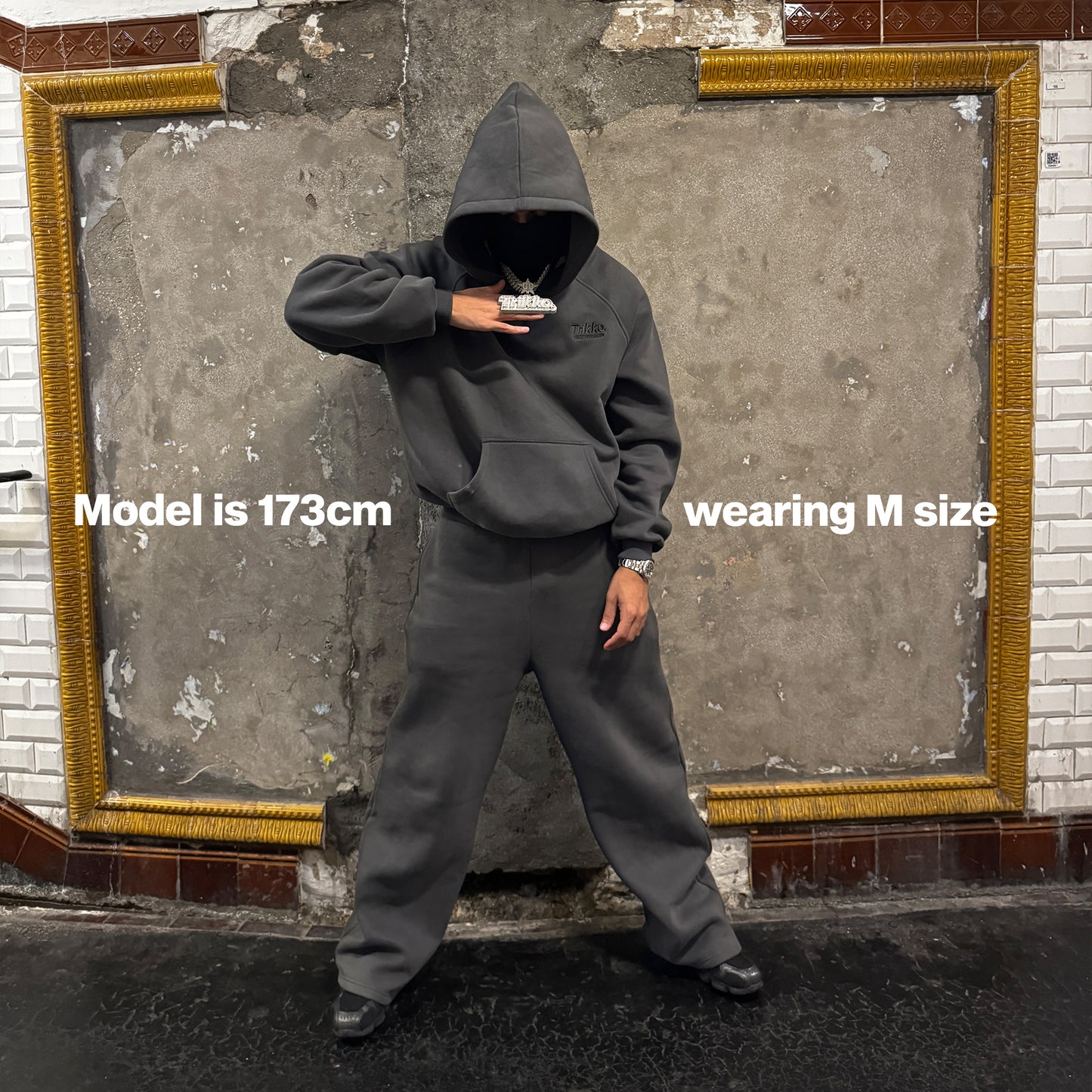 STONE GREY CORE SWEATPANTS